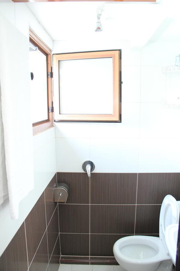 Hotel Italia ติรานา ภายนอก รูปภาพ