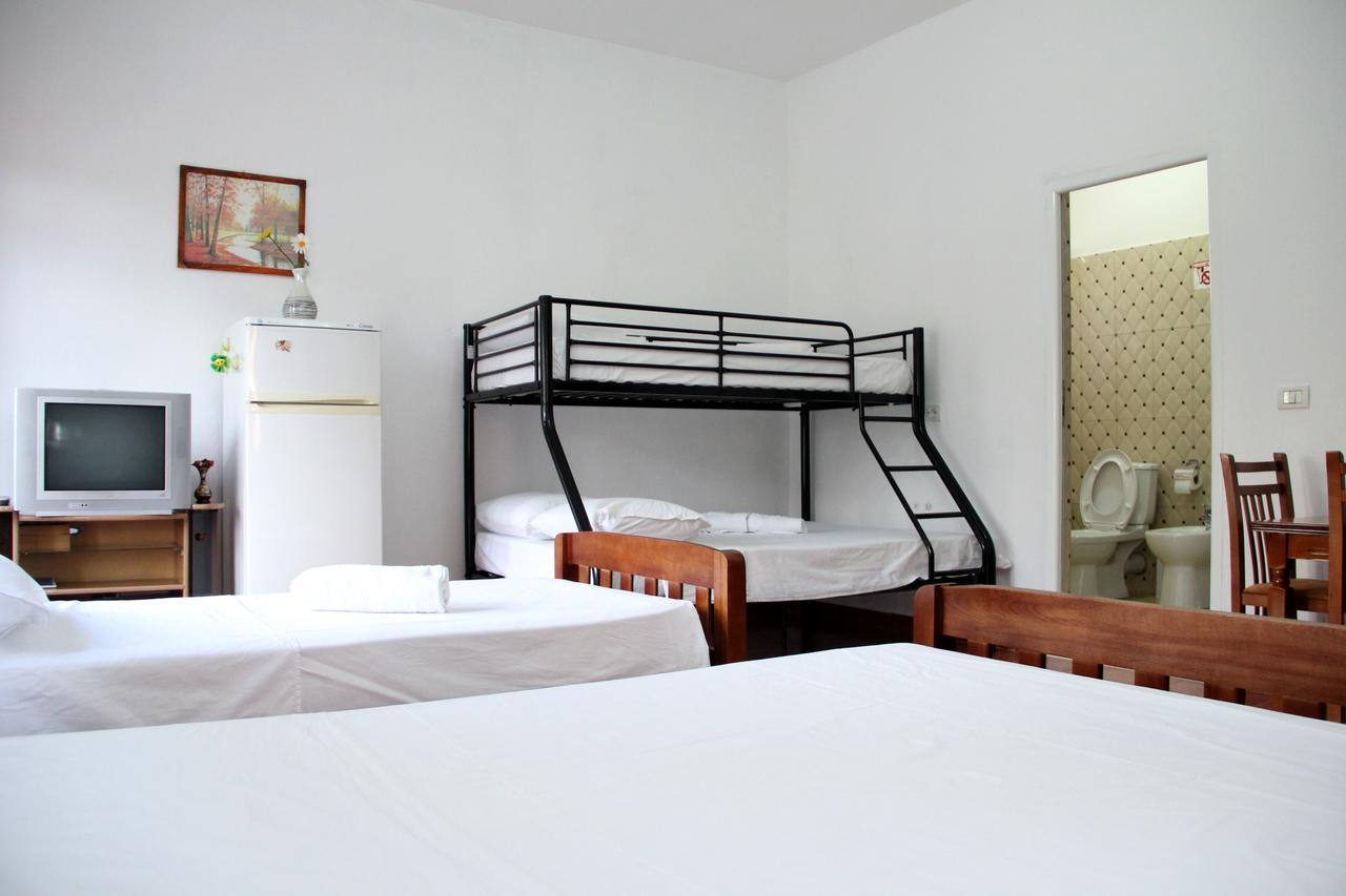 Hotel Italia ติรานา ภายนอก รูปภาพ